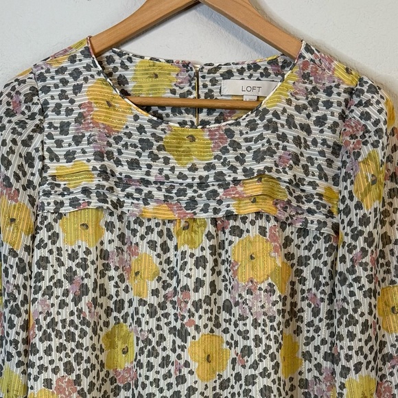 Loft Petite Shimmer Floral Pleated Blouse Gold Pink Leopard Pure Pearl Top Sz S - Picture 3 of 12